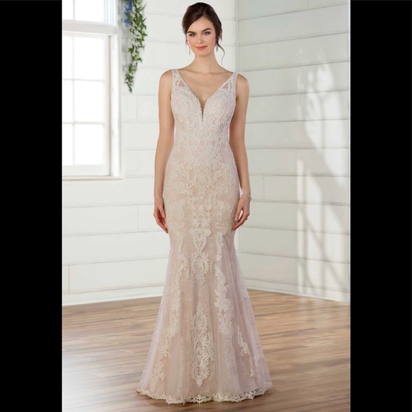 Essence Of Australia Dresses & Skirts - Essence Of Australia ivory lace wedding dress
